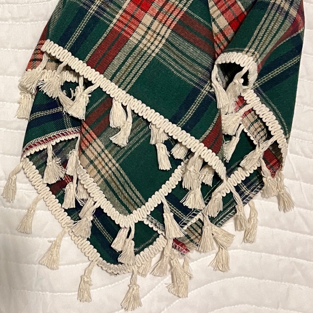 Small Plaid Tablecloth (23.5”x23.5”)